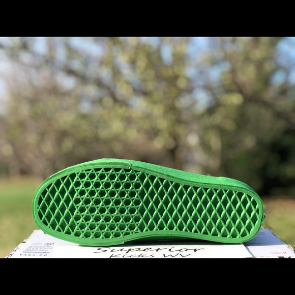 Vans Old Skool (Marvel) “Avengers/Multi” - Picture 5 of 7